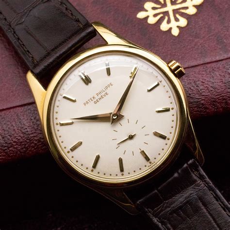 2526 patek philippe calatrava|Patek Philippe Calatrava quartz watch.